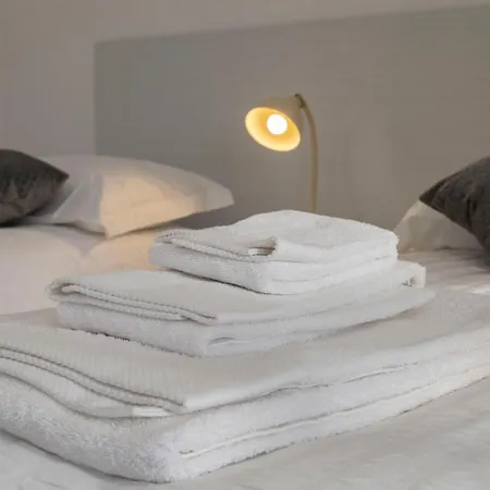 Casa Gialla - Sole Apartment *